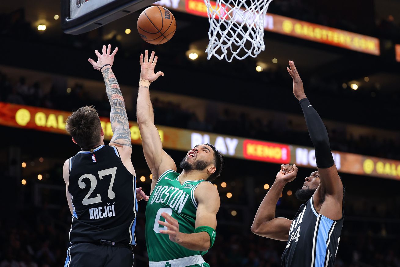 Boston Celtics v Atlanta Hawks