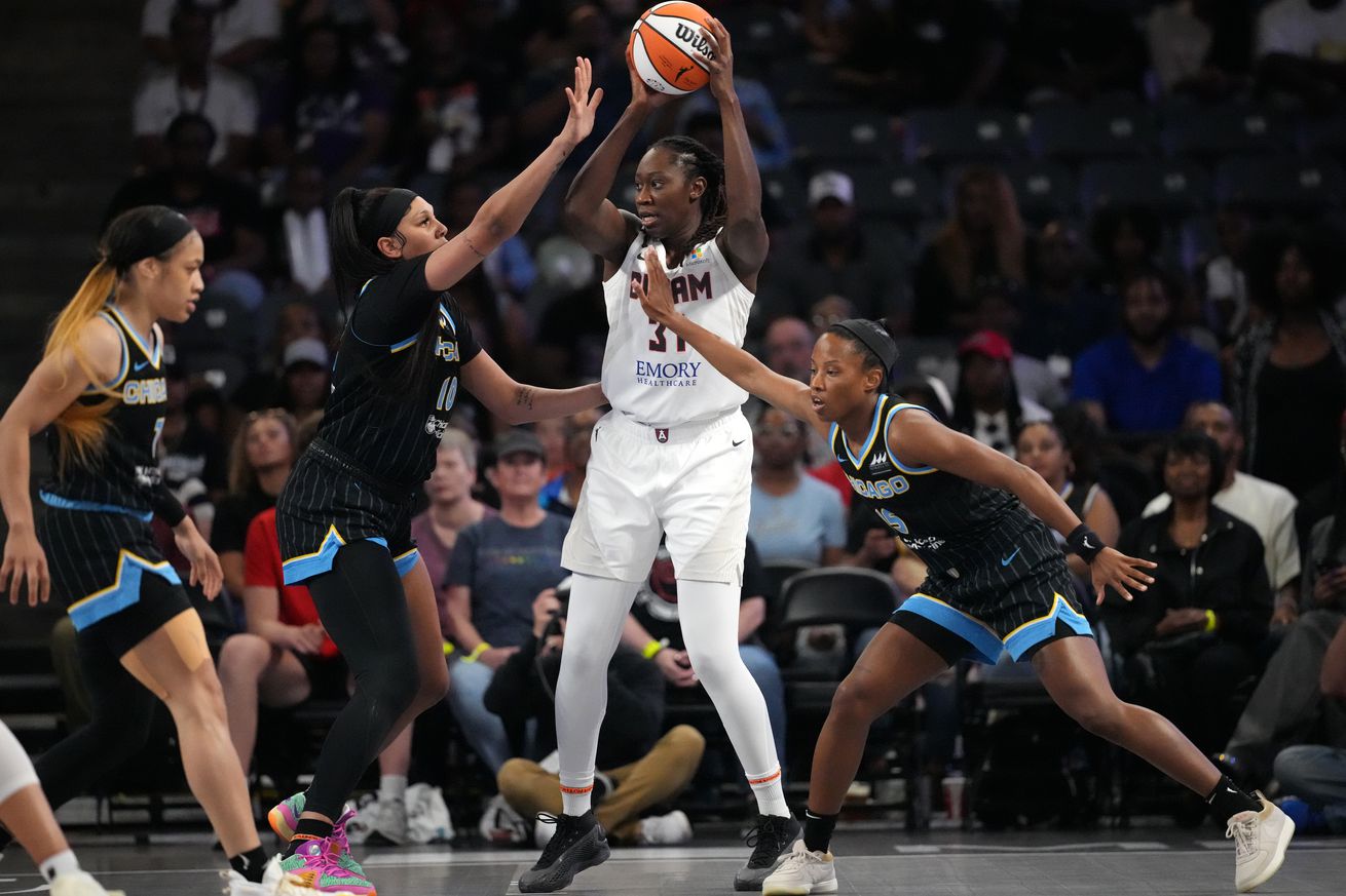 Chicago Sky v Atlanta Dream