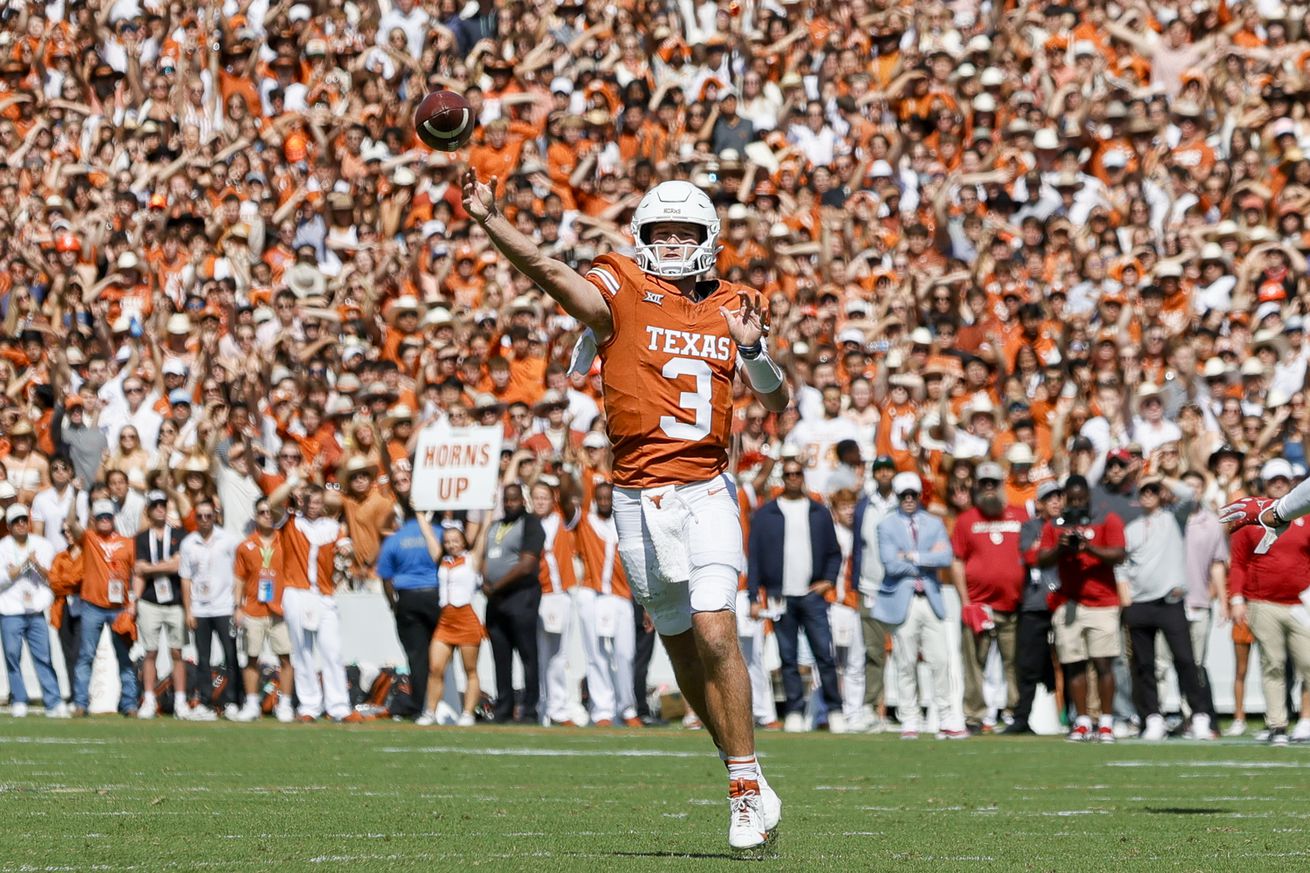 COLLEGE FOOTBALL: OCT 07 Oklahoma vs Texas