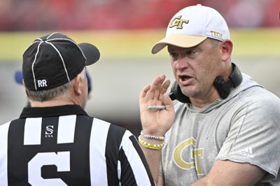 NCAA Football: Georgia Tech at Louisville