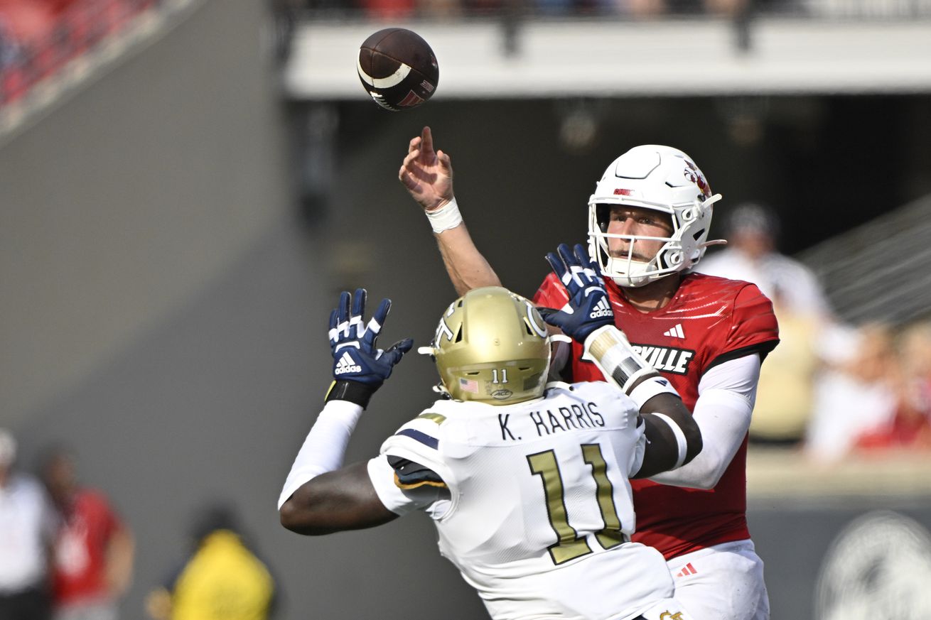 NCAA Football: Georgia Tech at Louisville