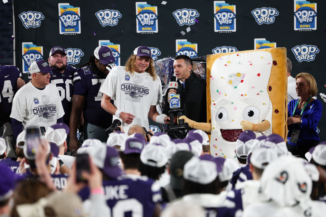 NCAA Football: Pop-Tarts Bowl-North Carolina State at Kansas State