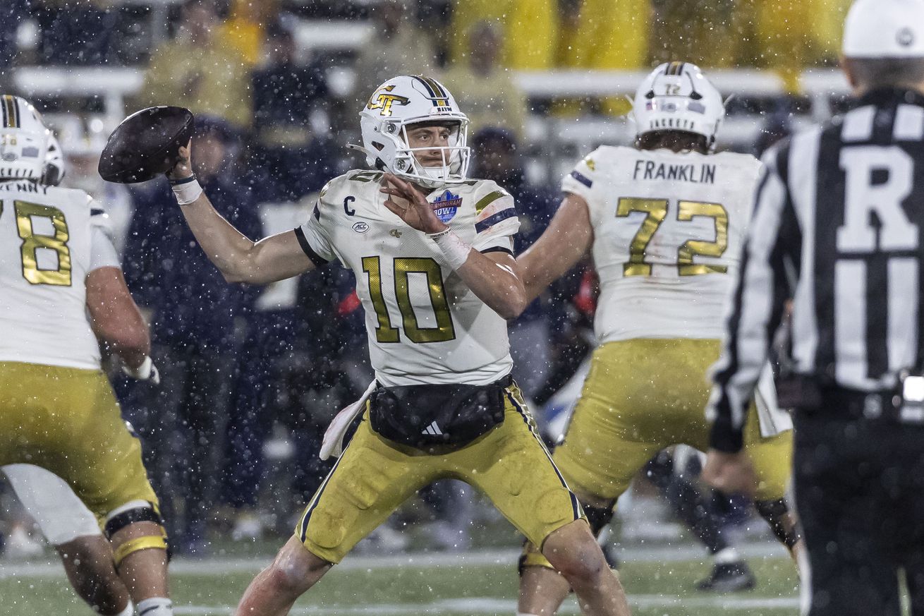 NCAA Football: Birmingham Bowl-Georgia Tech at Vanderbilt