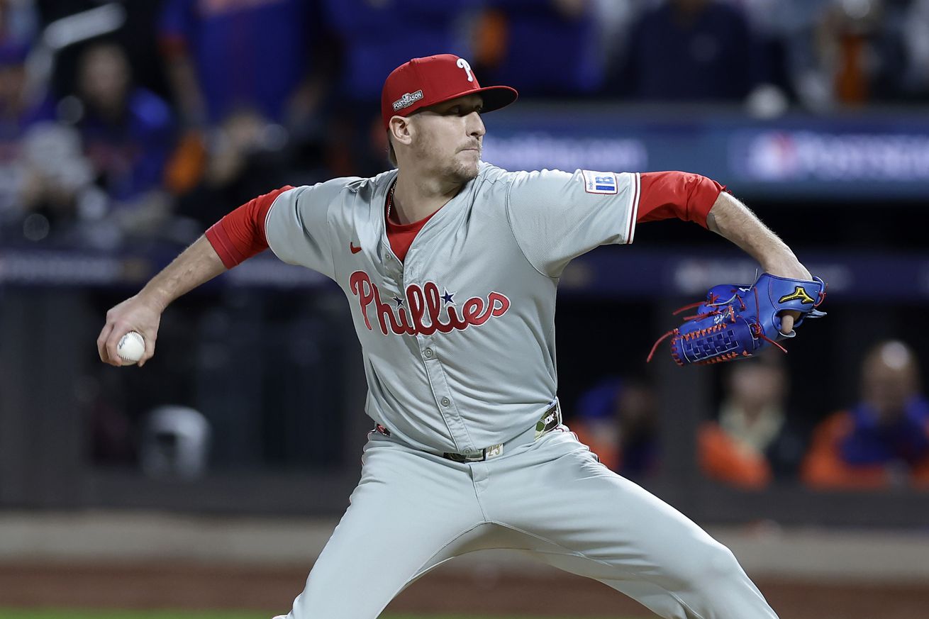 Division Series - Philadelphia Phillies v New York Mets - Game 4