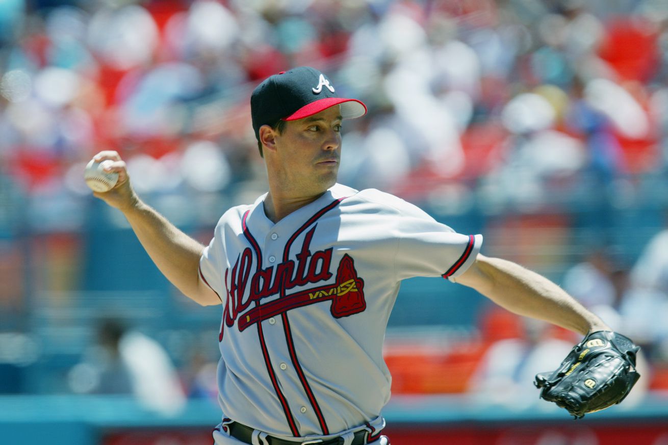 Maddux pitches